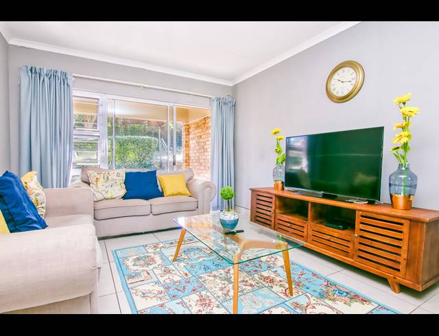 2 BEDROOM APARTMENT RENTED IN BRYANSTON